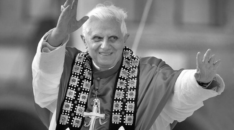 nie żyje Benedykt XVI